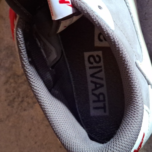 Travis Scott Jordans - Picture 9 of 12